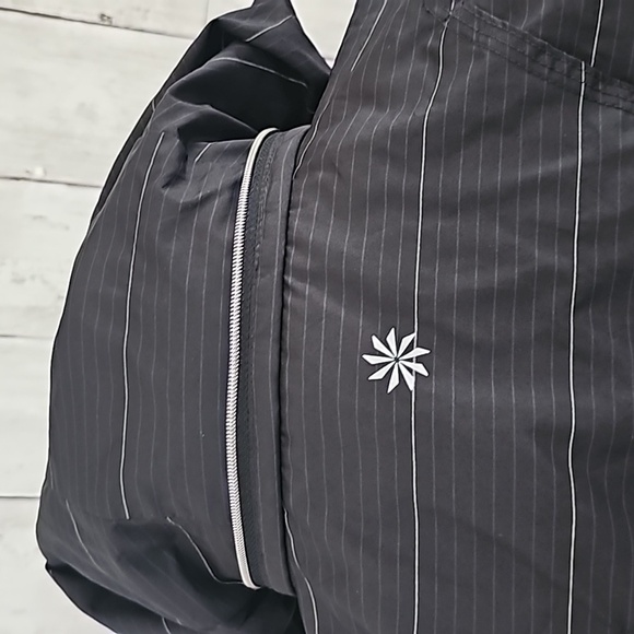 Athleta Run On Windbreaker light jacket Size  XS - Picture 8 of 11